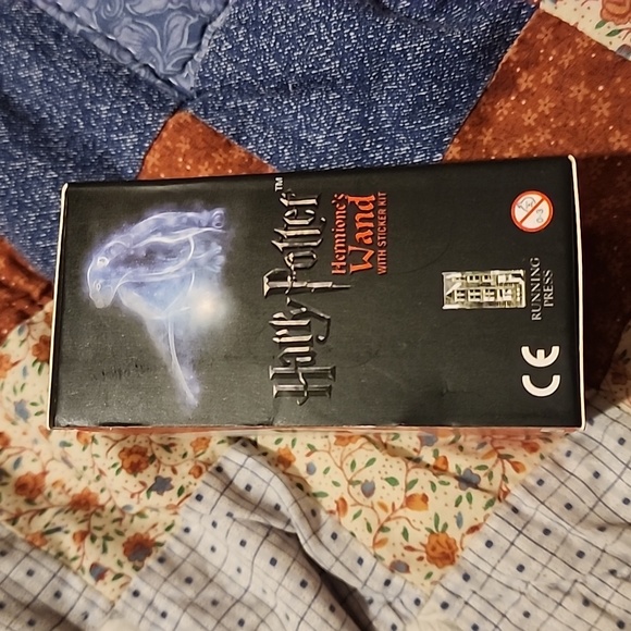 Harry Potter Hermione's Wand With Sticker Kit Deluxe Mega Kit - Picture 2 of 4